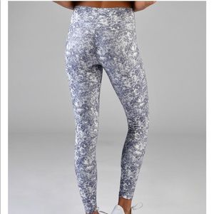 GLYDER HIGH POWER LEGGING PRINT: AMETHYST